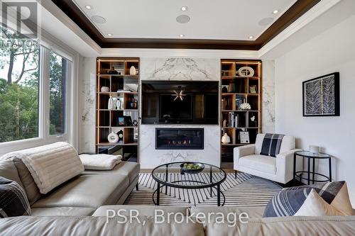 571 Broadway Avenue, Toronto, ON - Indoor Photo Showing Living Room With Fireplace