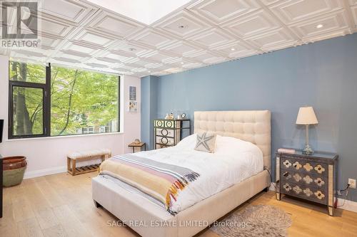 293 Mutual Street, Toronto, ON - Indoor Photo Showing Bedroom