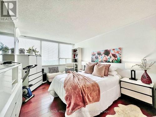 2608 - 1300 Islington Avenue, Toronto (Islington-City Centre West), ON - Indoor Photo Showing Bedroom