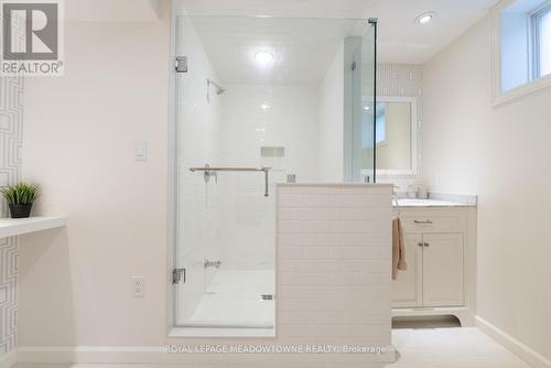 16 Edmonton Street, Brampton (Bram West), ON - Indoor Photo Showing Bathroom