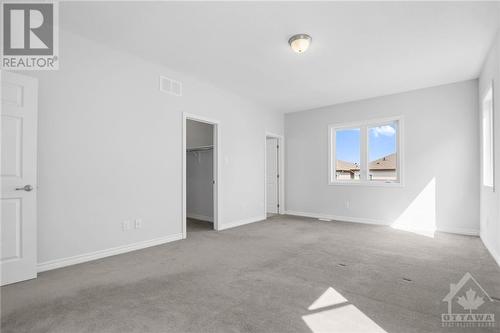 1017 Manege Street, Ottawa, ON - Indoor Photo Showing Other Room