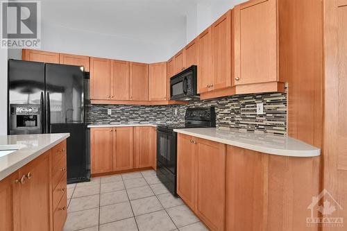 3143 Findlay Creek Drive, Ottawa, ON - Indoor Photo Showing Kitchen