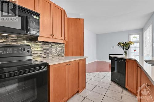 3143 Findlay Creek Drive, Ottawa, ON - Indoor Photo Showing Kitchen