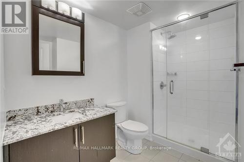 802 - 242 Rideau Street, Ottawa, ON - Indoor Photo Showing Bathroom