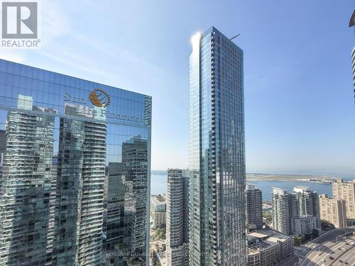 3809 - 55 Bremner Boulevard, Toronto (Waterfront Communities), ON - Outdoor With Facade