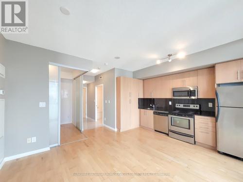 3809 - 55 Bremner Boulevard, Toronto (Waterfront Communities), ON - Indoor Photo Showing Kitchen