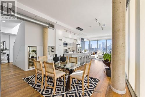 Ph9 - 32 Trolley Crescent, Toronto (Moss Park), ON - Indoor Photo Showing Dining Room