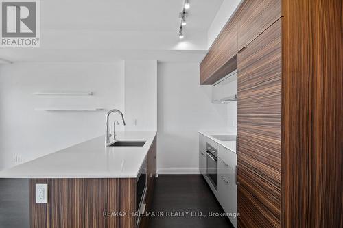 3905 - 88 Scott Street, Toronto, ON - Indoor Photo Showing Kitchen With Upgraded Kitchen