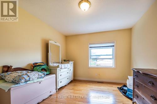 20 Andrew Street, Clarington (Newcastle), ON - Indoor Photo Showing Bedroom