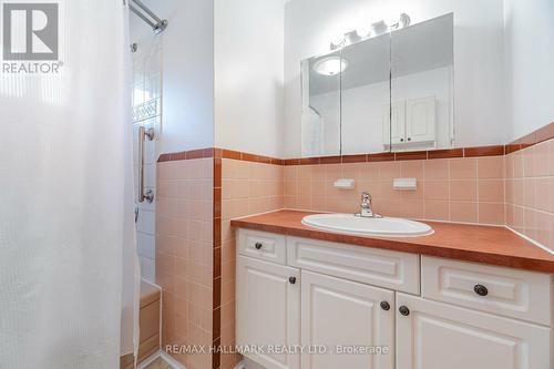 461 Cromwell Avenue, Oshawa (Vanier), ON - Indoor Photo Showing Bathroom