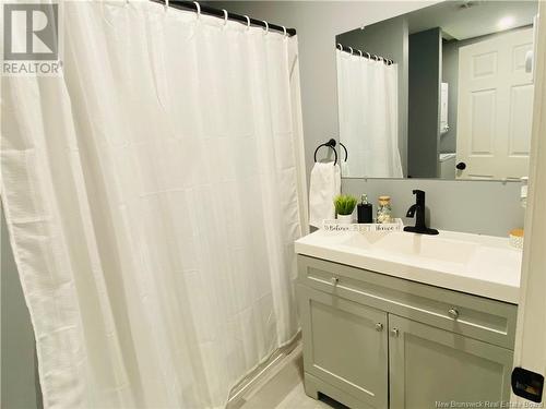 78-78 B Coventry Crescent, Moncton, NB - Indoor Photo Showing Bathroom