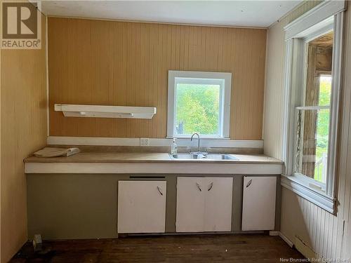 41 Irishtown Road, Stanley, NB - Indoor Photo Showing Kitchen With Double Sink