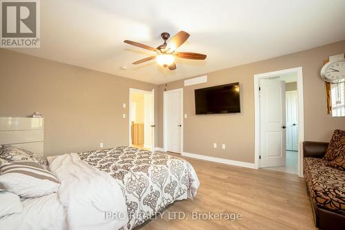 334 Viger Drive, Welland, ON - Indoor Photo Showing Bedroom