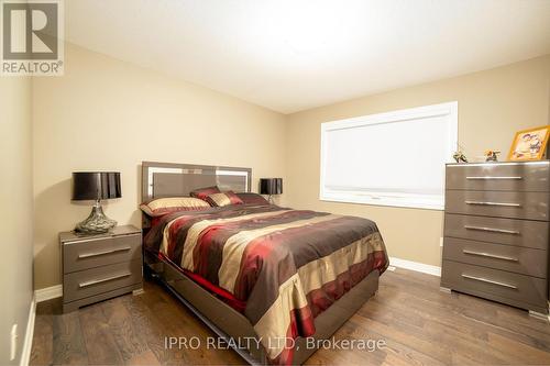 374 Viger Drive, Welland, ON - Indoor Photo Showing Bedroom