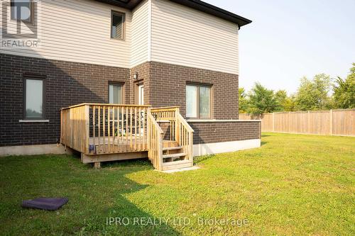 374 Viger Drive, Welland, ON - Outdoor With Exterior