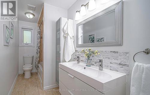 351 Dickens Drive, Oshawa (Eastdale), ON - Indoor Photo Showing Bathroom