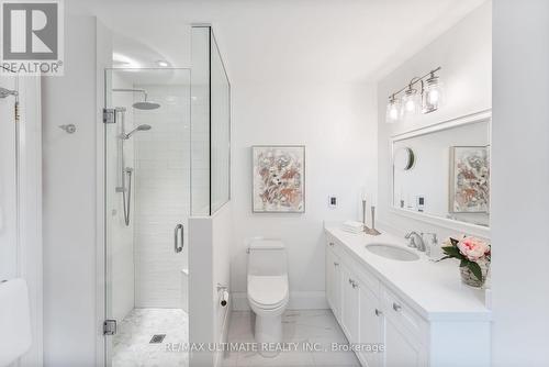 242 Bessborough Drive, Toronto (Leaside), ON - Indoor Photo Showing Bathroom