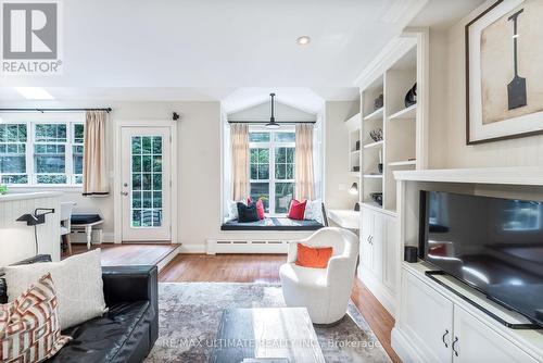 242 Bessborough Drive, Toronto (Leaside), ON - Indoor Photo Showing Living Room