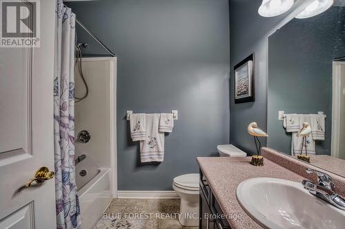 176 - 2025 Meadowgate Boulevard, London, ON - Indoor Photo Showing Bathroom