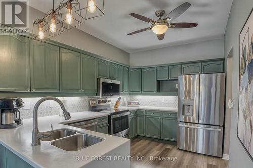 176 - 2025 Meadowgate Boulevard, London, ON - Indoor Photo Showing Kitchen With Double Sink With Upgraded Kitchen