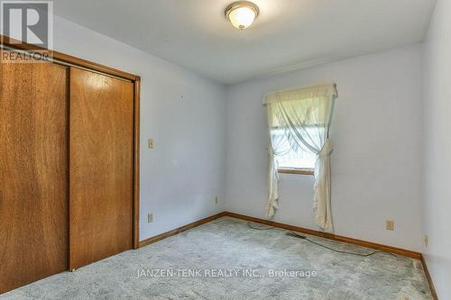 9293 Richmond Road, Bayham (Richmond), ON - Indoor Photo Showing Other Room