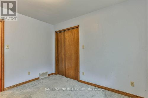 9293 Richmond Road, Bayham (Richmond), ON - Indoor Photo Showing Other Room