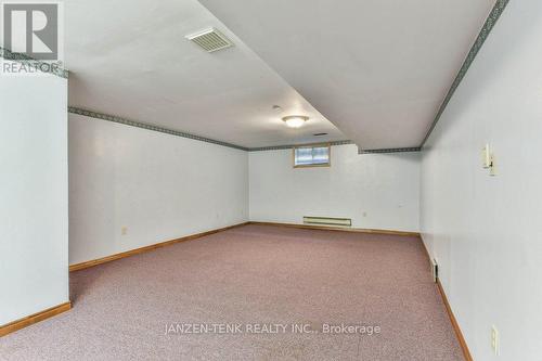 9293 Richmond Road, Bayham (Richmond), ON - Indoor Photo Showing Other Room