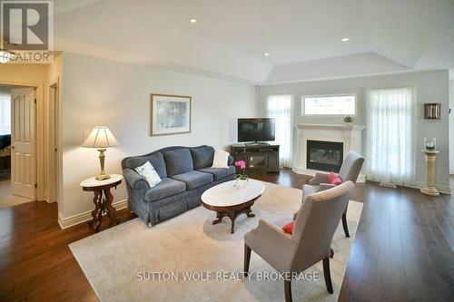 363 Darcy Drive, Strathroy-Caradoc (Nw), ON - Indoor Photo Showing Living Room With Fireplace