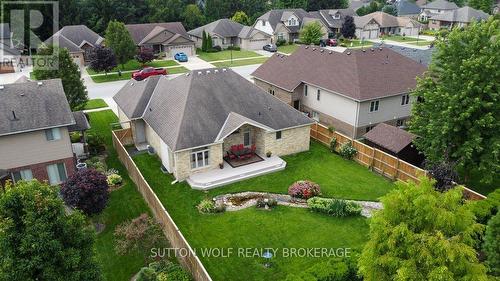 363 Darcy Drive, Strathroy-Caradoc (Nw), ON - Outdoor