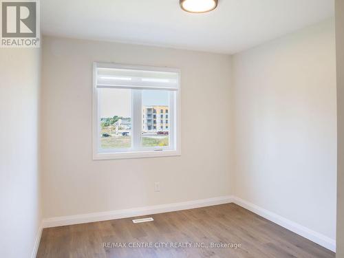 1826 Finley Crescent, London, ON - Indoor Photo Showing Other Room