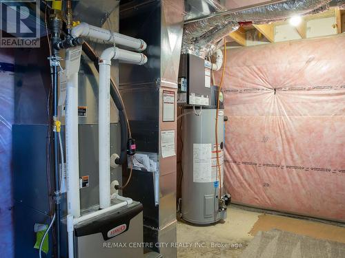 1826 Finley Crescent, London, ON - Indoor Photo Showing Basement