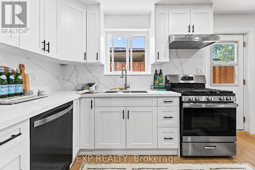 126 Slan Avenue, Toronto, ON - Indoor Photo Showing Kitchen With Double Sink With Upgraded Kitchen