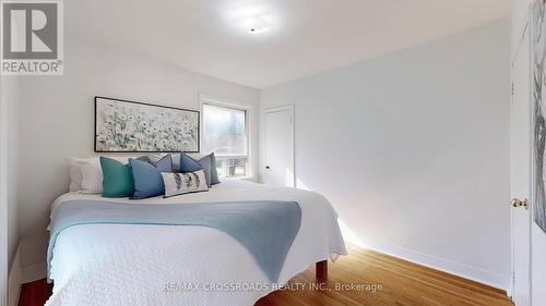 25 Dunelm Street, Toronto (Scarborough Village), ON - Indoor Photo Showing Bedroom