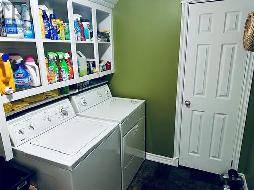 107 Main Street, Triton, NL - Indoor Photo Showing Laundry Room