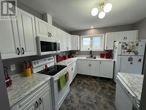 4 Campbell Street, Happy Valley-Goose Bay, NL - Indoor Photo Showing Kitchen