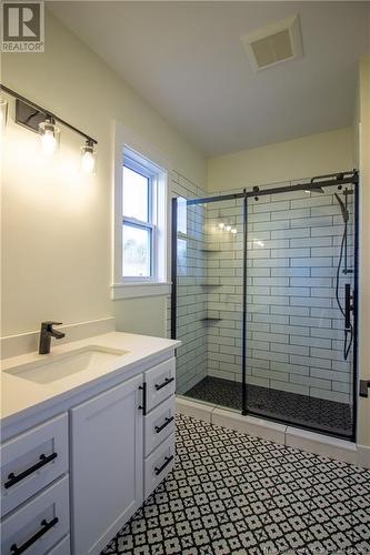 14 Apple Blossom Trail, Hampton, NB - Indoor Photo Showing Bathroom