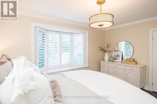 5138 Cherryhill Crescent, Burlington (Appleby), ON - Indoor Photo Showing Bedroom