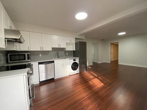 Basement Suite 3758 154 Street, Surrey, BC - Indoor Photo Showing Kitchen