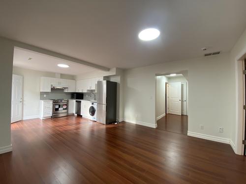 Basement Suite 3758 154 Street, Surrey, BC - Indoor