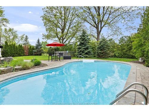 552 Old Tecumseh Road, Lakeshore, ON 