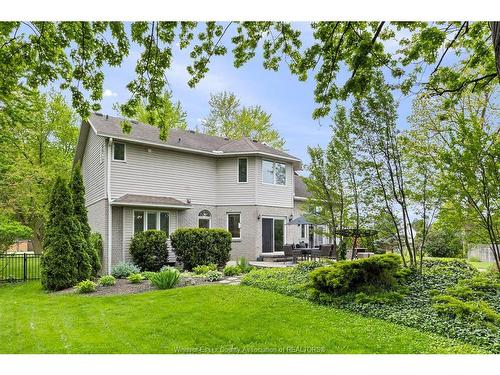 552 Old Tecumseh Road, Lakeshore, ON 