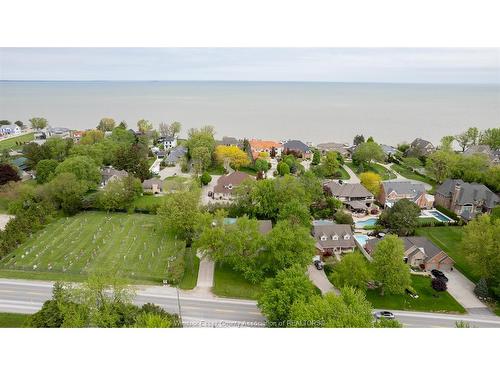 552 Old Tecumseh Road, Lakeshore, ON 