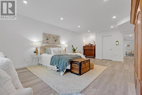 121 Cove Road, Clarington (Bowmanville), ON - Indoor Photo Showing Bedroom