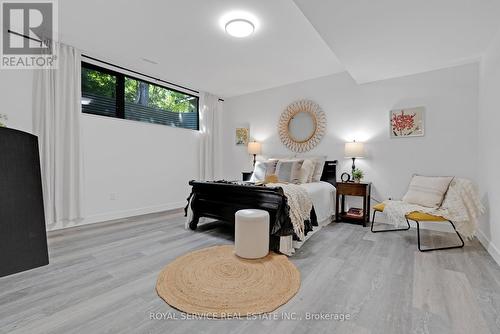 121 Cove Road, Clarington (Bowmanville), ON - Indoor Photo Showing Bedroom