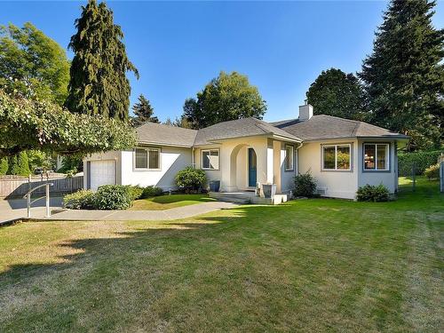 6264 Springlea Rd, Central Saanich, BC 