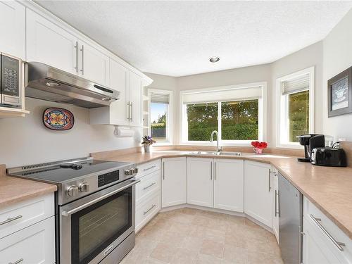 6264 Springlea Rd, Central Saanich, BC 