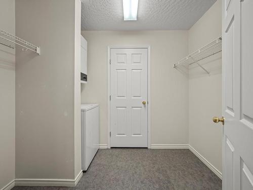 309-1201 Henry Rd, Courtenay, BC - Indoor With Storage