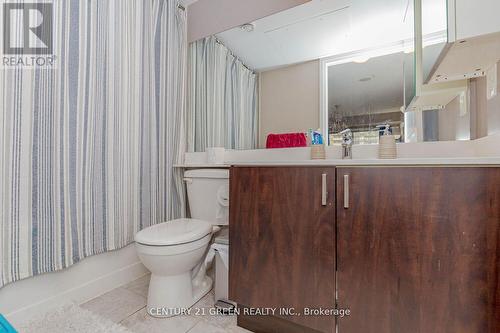 217 - 55 De Boers Drive, Toronto (York University Heights), ON - Indoor Photo Showing Bathroom