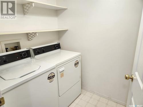 207 211 Crawford Avenue W, Melfort, SK - Indoor Photo Showing Laundry Room