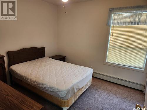 207 211 Crawford Avenue W, Melfort, SK - Indoor Photo Showing Bedroom